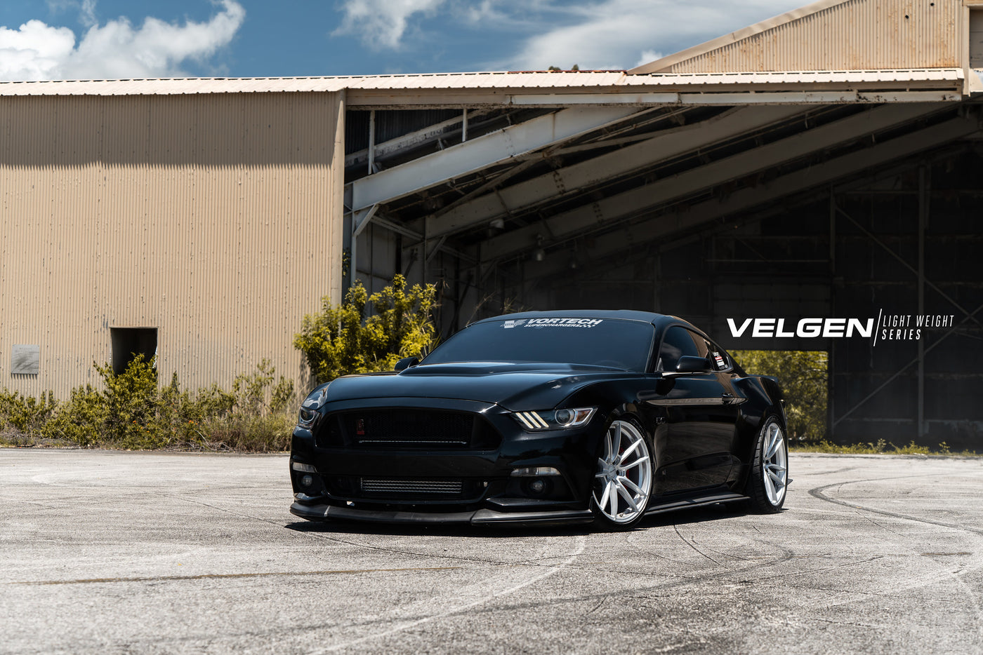 Ford Mustang S550 | Vortech Supercharger 1000 HP BC Coilovers  VF5 20x10  / 20x11 Gloss Silver