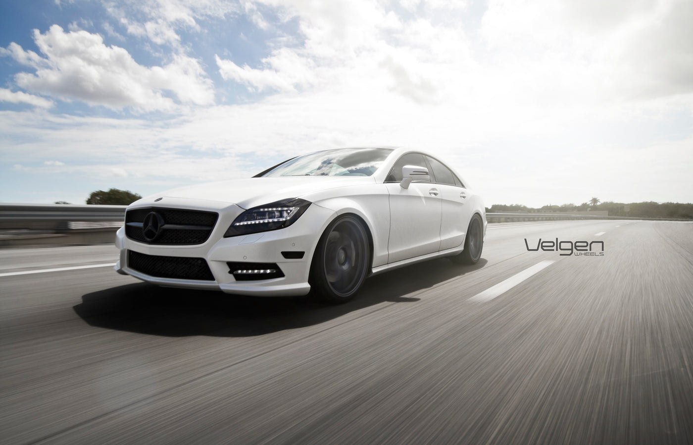 Matte White CLS550 on VMB5